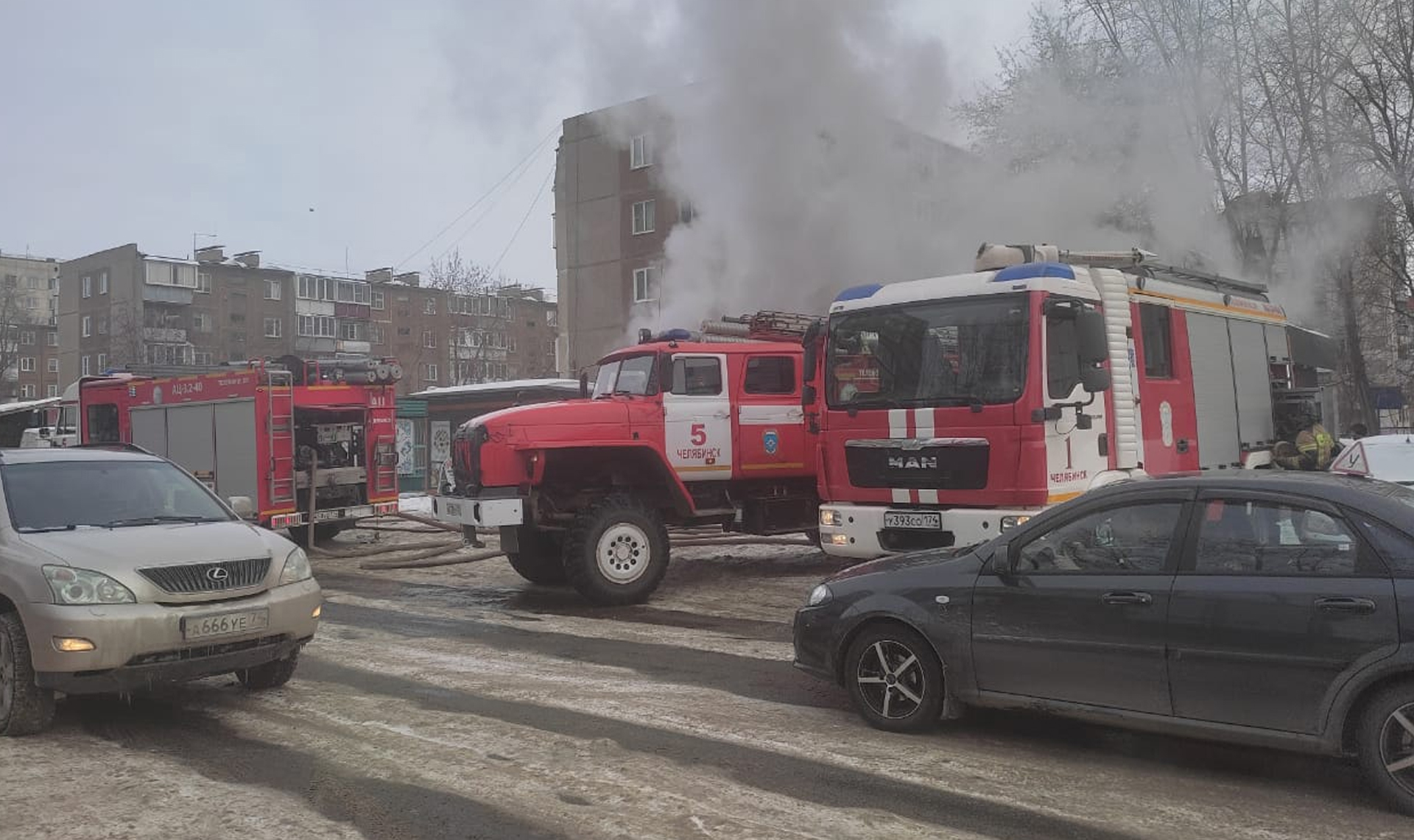 В Челябинске сгорел киоск «Рависа» | 11.03.2022 | Челябинск - БезФормата