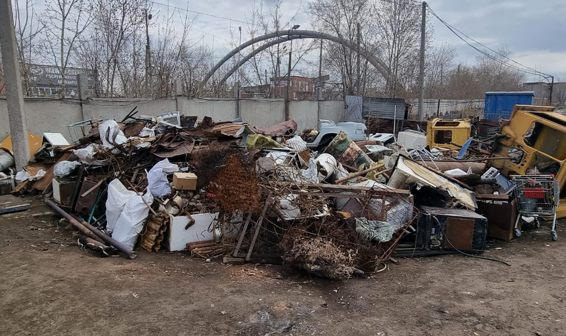 Теперь сдавать некуда. В городе прикрыли металлоприемку