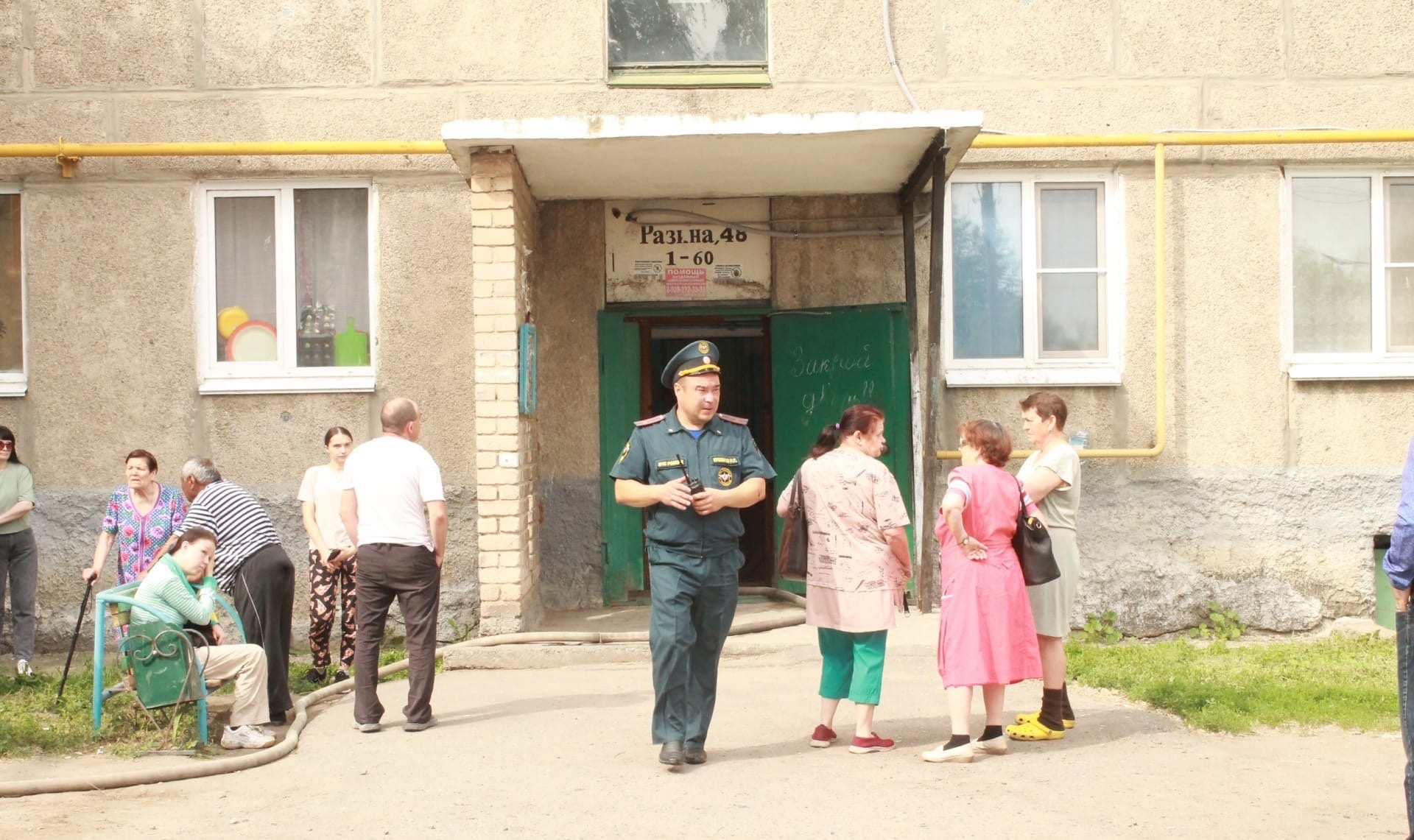 В Троицке дама с кошками чуть не сгорела в собственной квартире |  24.06.2022 | Челябинск - БезФормата