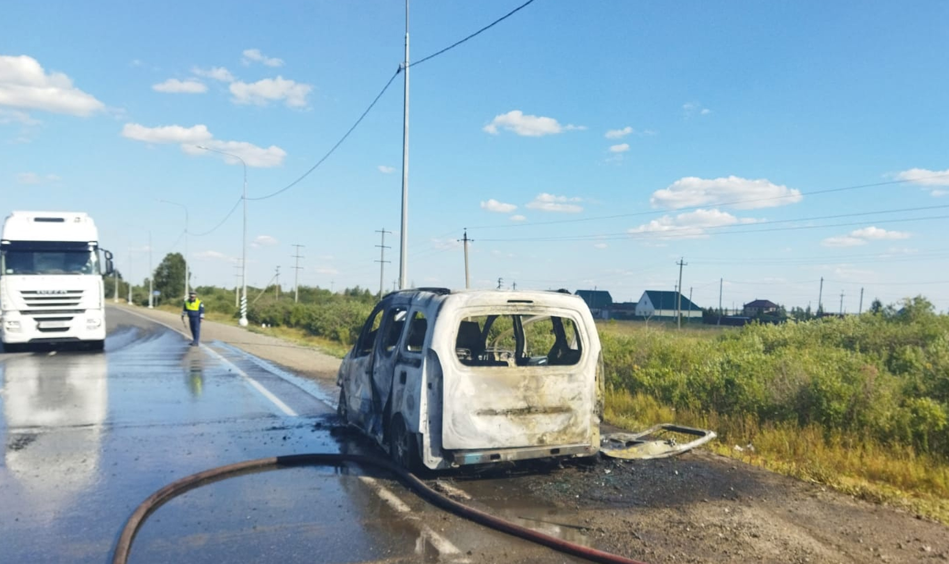 На трассе в Красноармейском районе сгорела машина