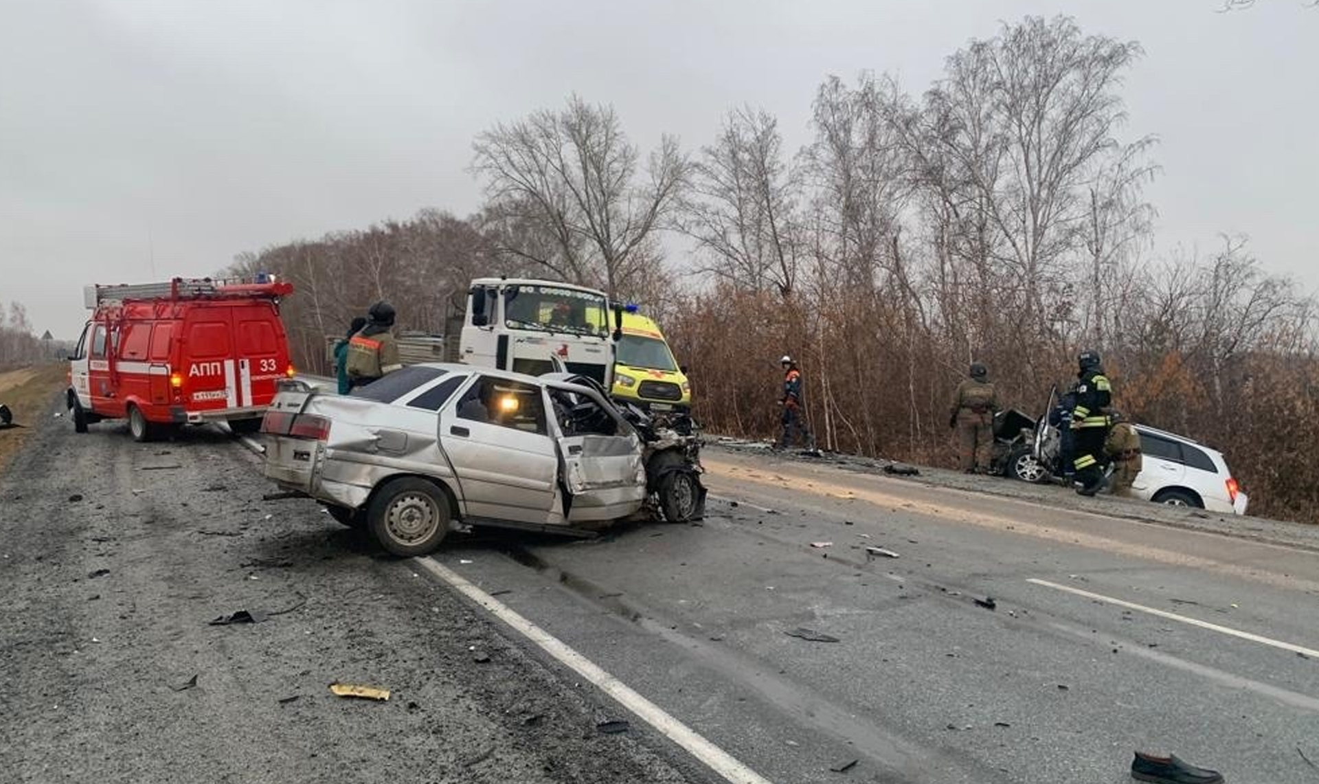 Водитель и пассажир погибли в аварии на трассе в Челябинской области