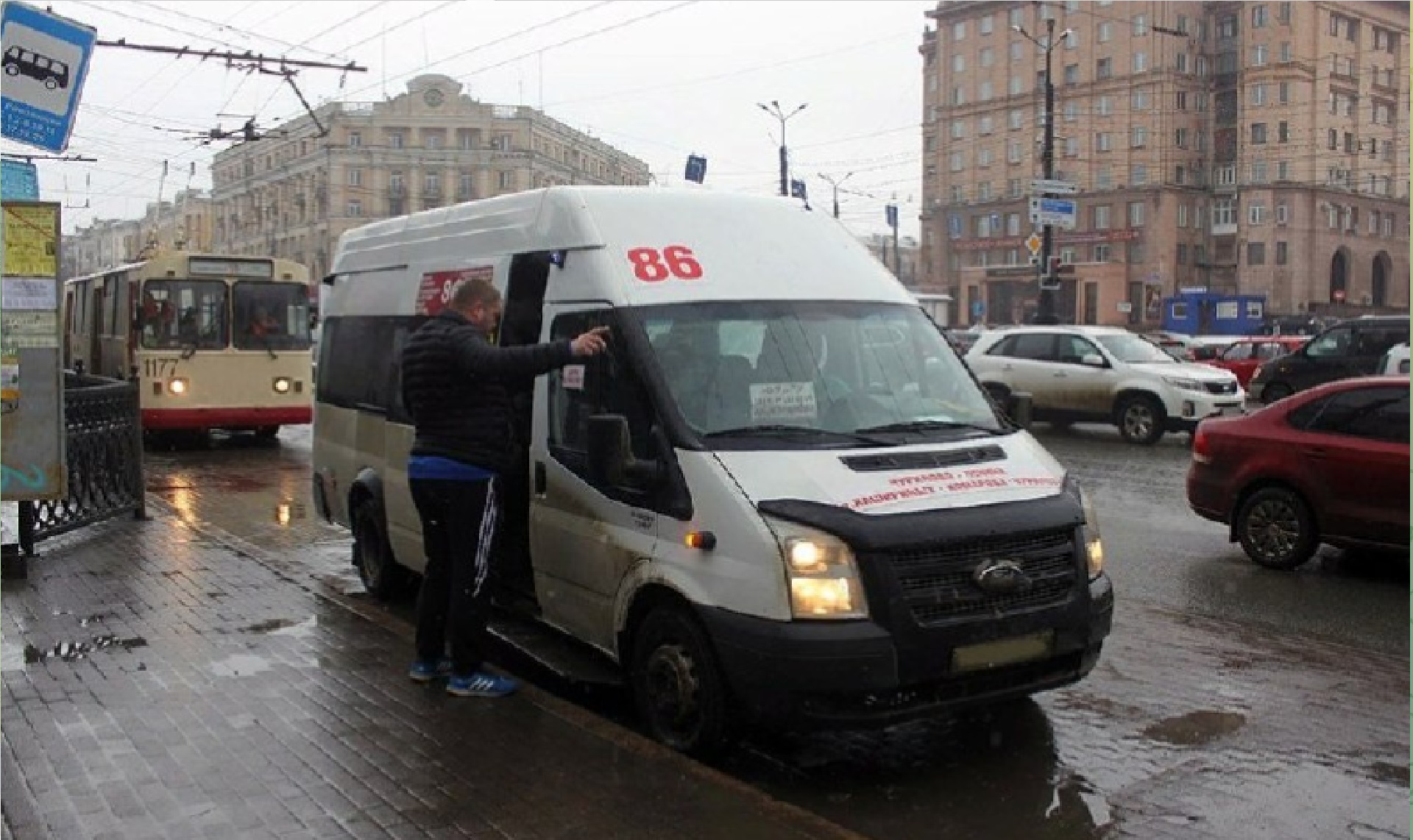 На челябинского перевозчика составили акт за отсутствие транспорта на  маршруте