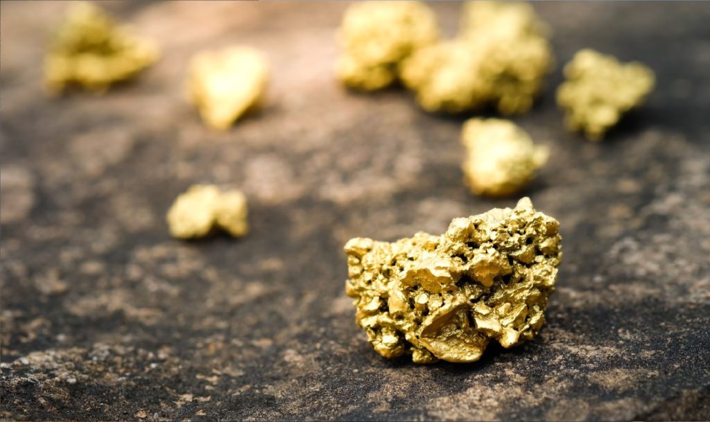 прокуратура выявила нарушения при добыче золота