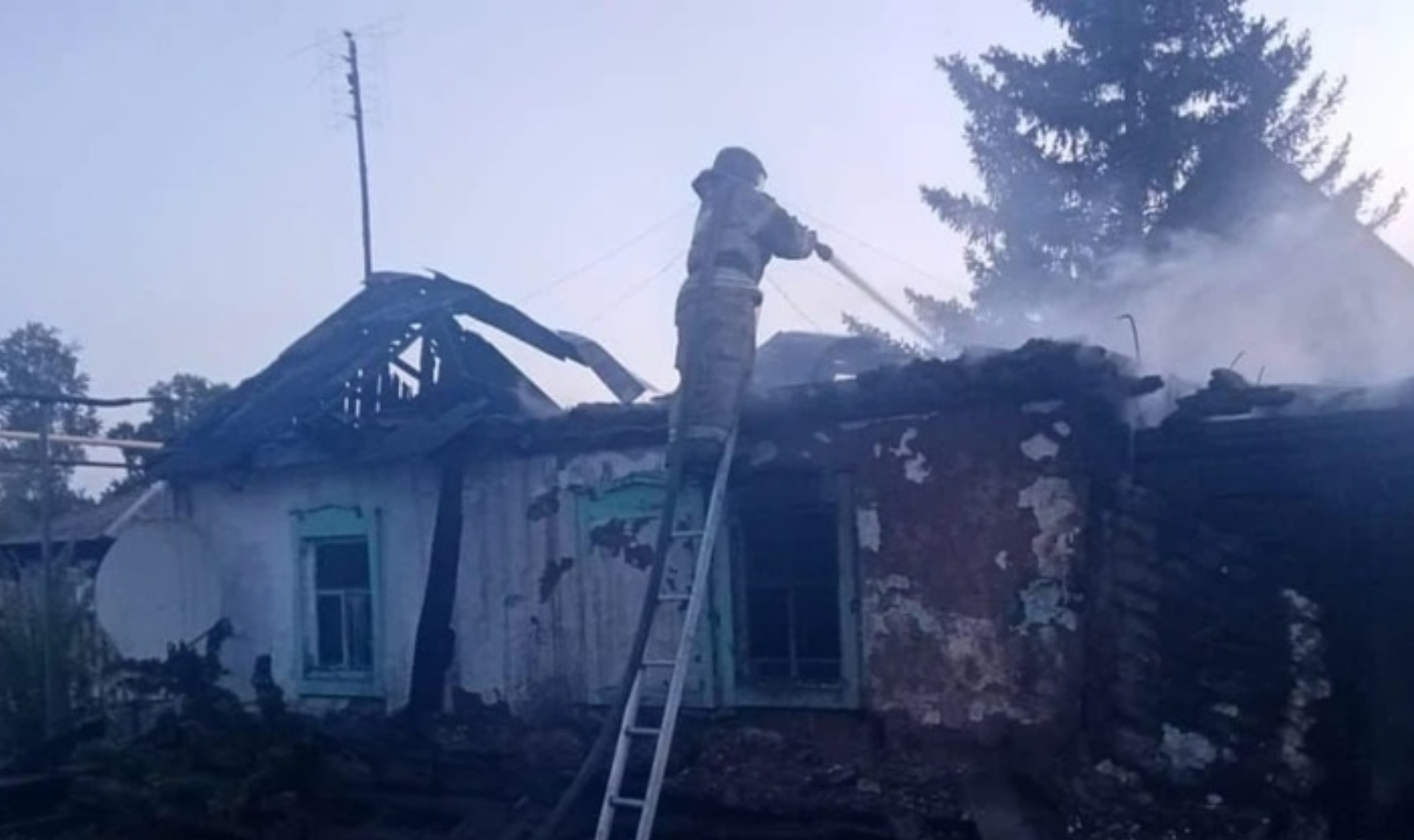 В с. Анненское в сгоревшем доме найдено тело 50-летней женщины