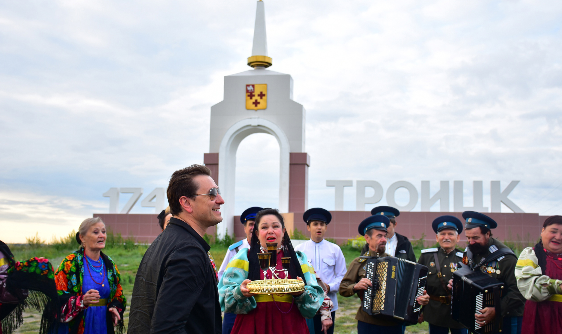 В Троицк приехал Сергей Безруков