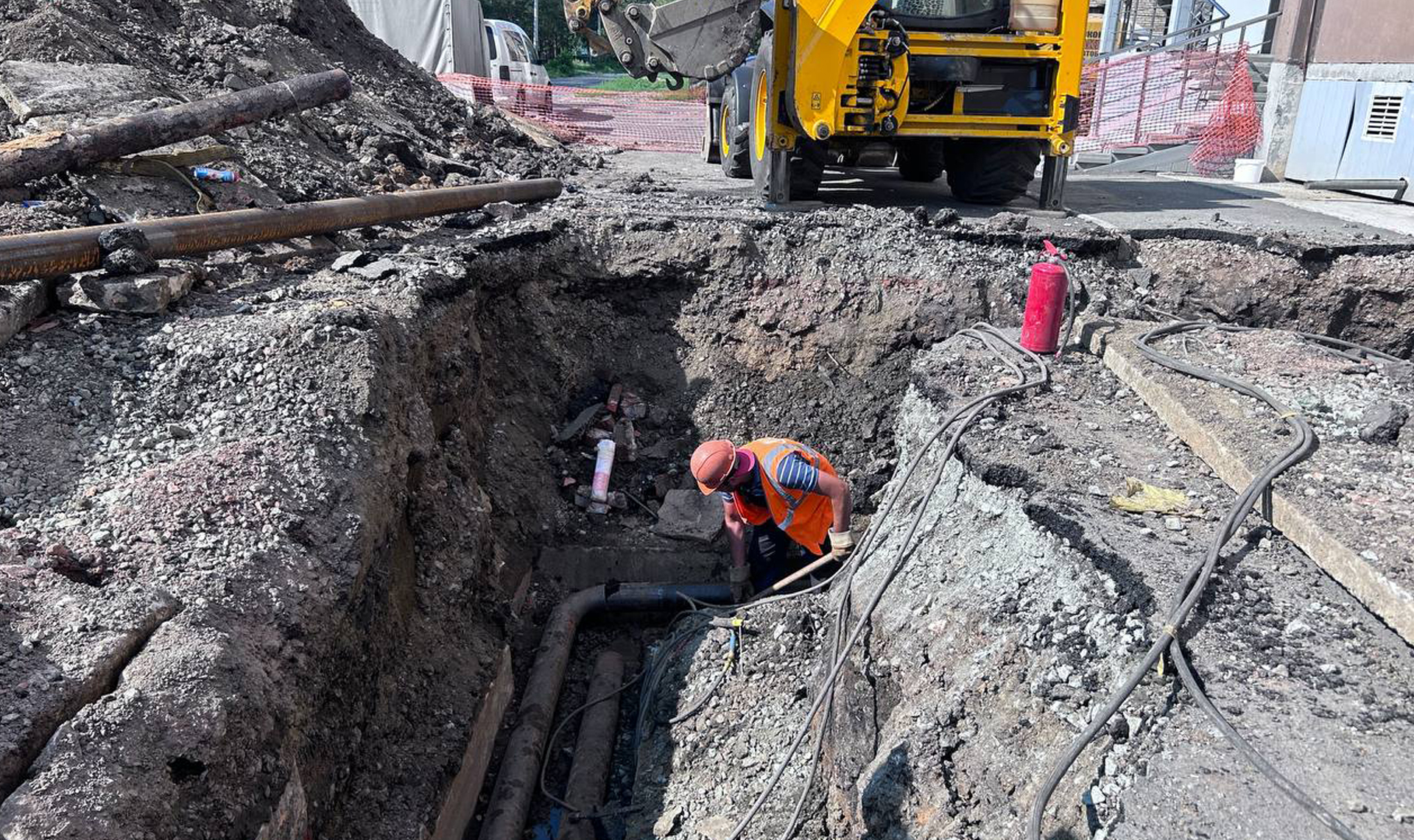 В Челябинске стартовал второй этап опрессовки