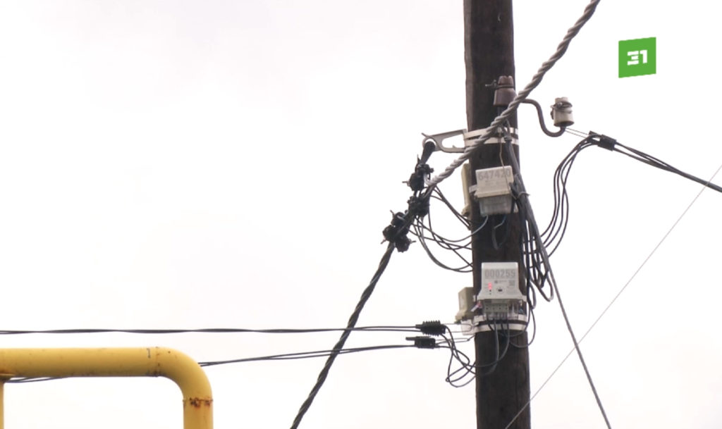 МУП «Коммет», ответственное за отключения света в поселке Каштак, ищет подрядчика для ремонта сетей