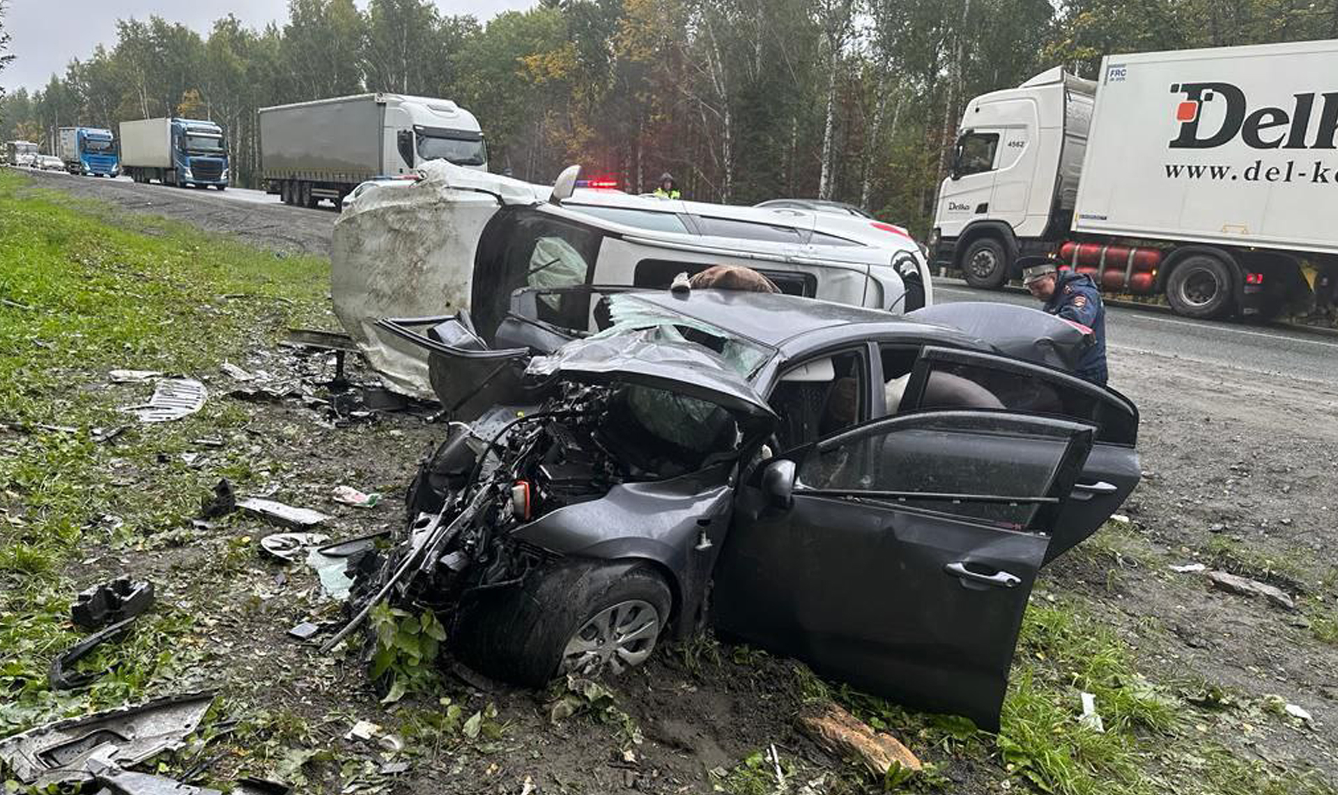 Водитель иномарки погиб в ДТП на трассе М-5 в Челябинской области