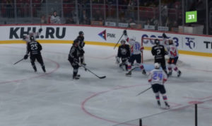 Наступили на старые клюшки. ХК «Трактор» проиграл первый домашний матч сезона  