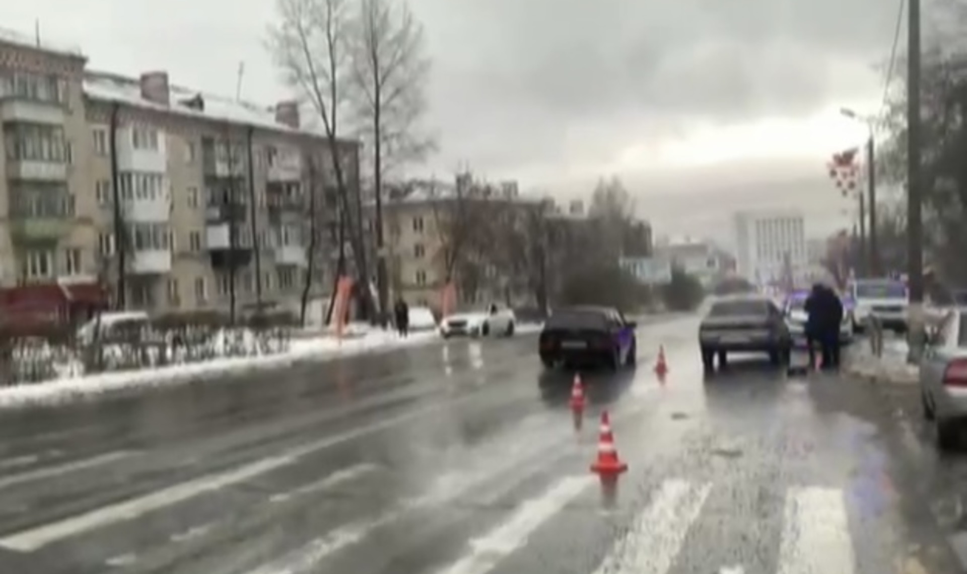 В Златоусте пожилой водитель сбил пенсионерку и восьмилетнего мальчика |  24.10.2023 | Челябинск - БезФормата