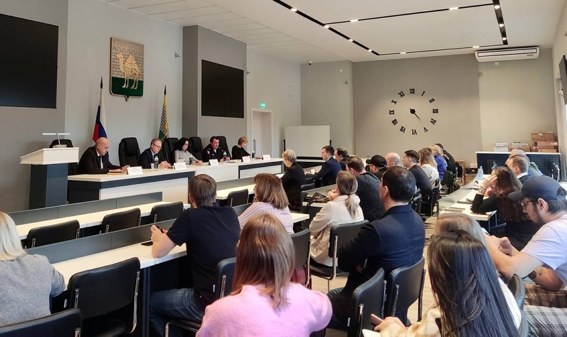 Видели ночь, гуляли до 4-х. Руководителям общепита предложили не продавать алкоголь до утра на Кировке