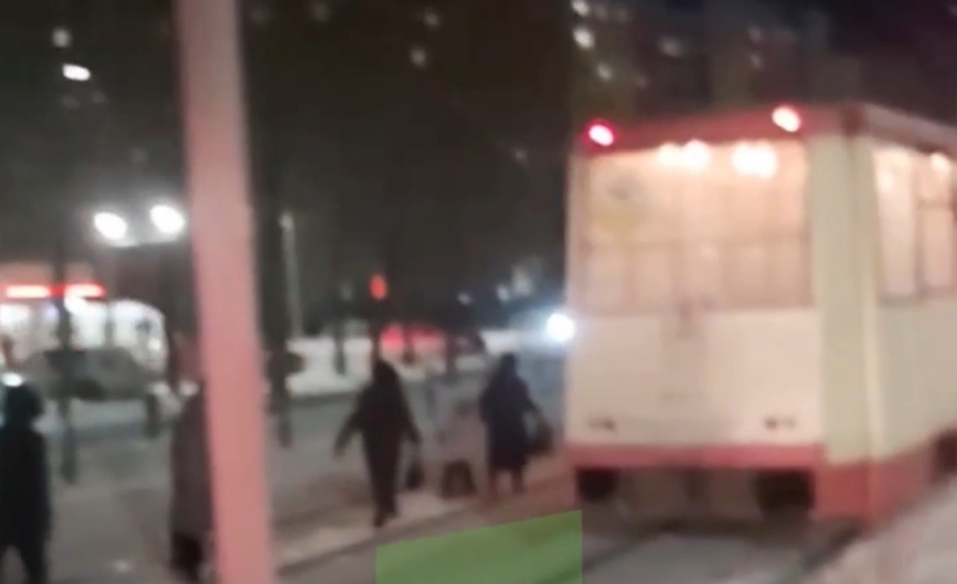В Челябинске трамвай сбил пешехода