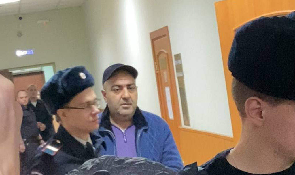 Нвер Колозян в здании суда