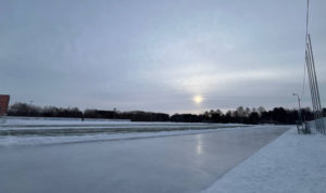 Детям в Копейске бесплатно будут раздавать коньки в аренду