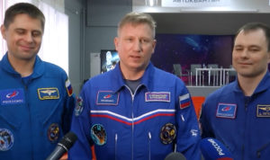 Экипаж приземлился в Челябинске. Южноуральские школьники встретились с космонавтами