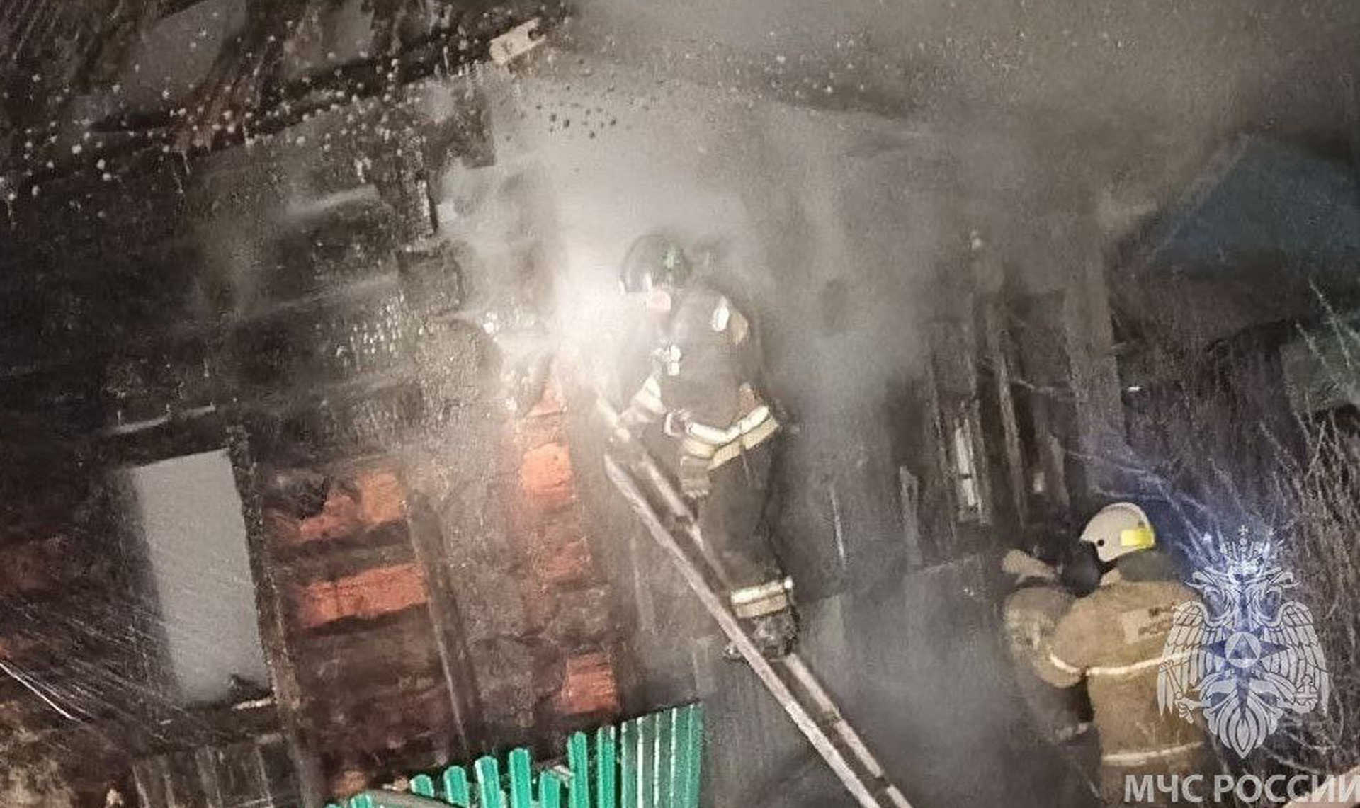 Пожар произошел ночью