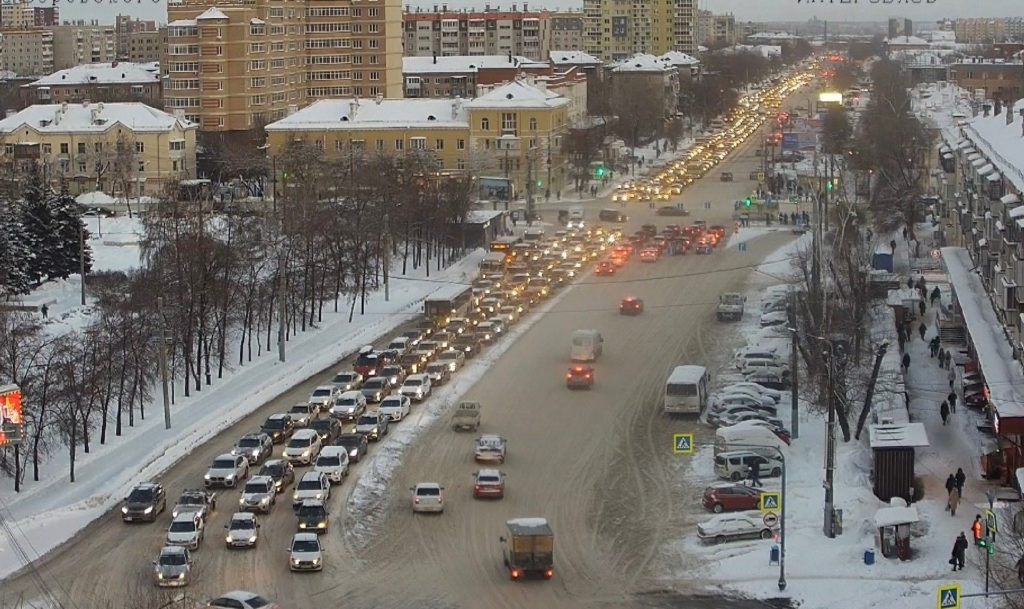 Пробки в центре Челябинска – 10 баллов