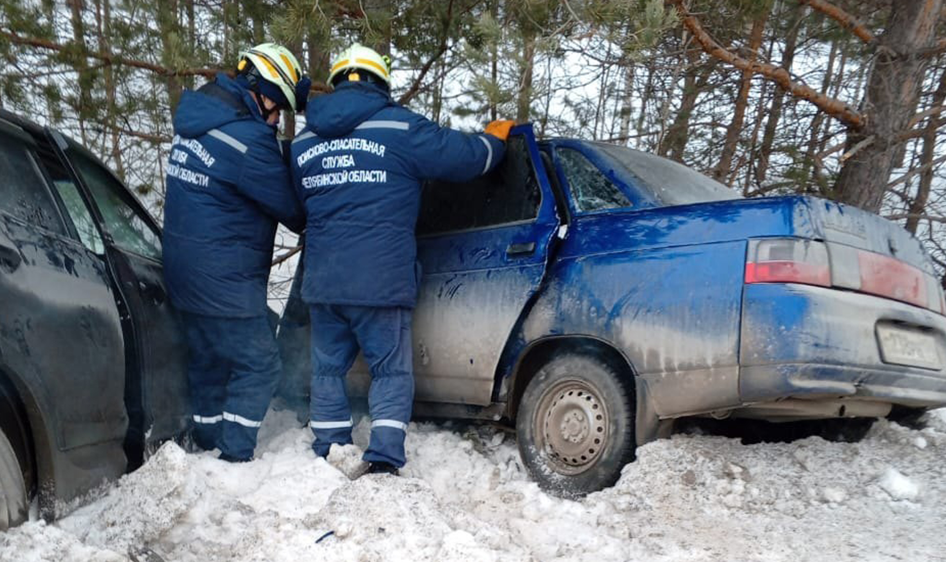 Ребенка, потерявшего семью в ДТП, доставили в областную больницу