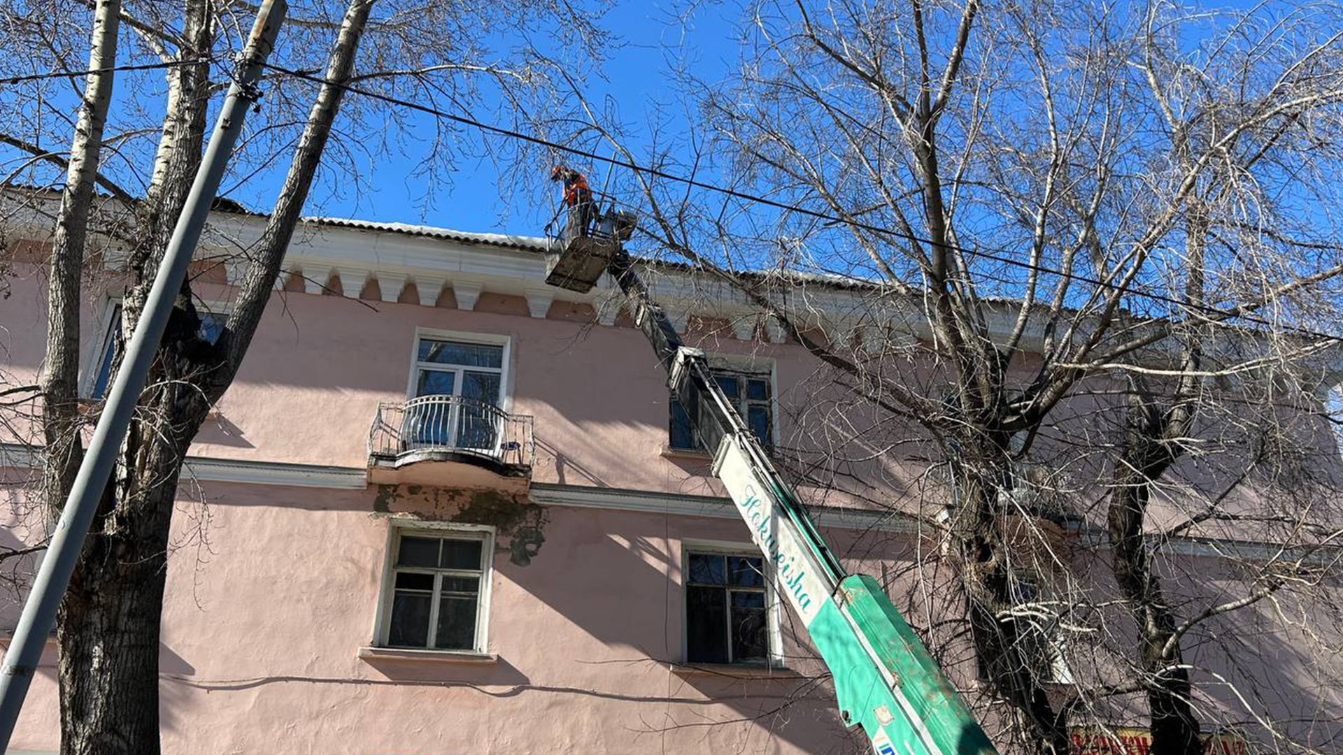 Мэрия: в Челябинске большинство крыш не несут угрозы | 22.03.2024 |  Челябинск - БезФормата