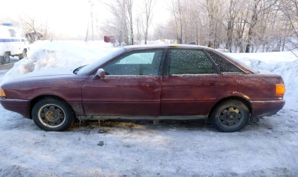 В Троицке пытались угнать Audi-80