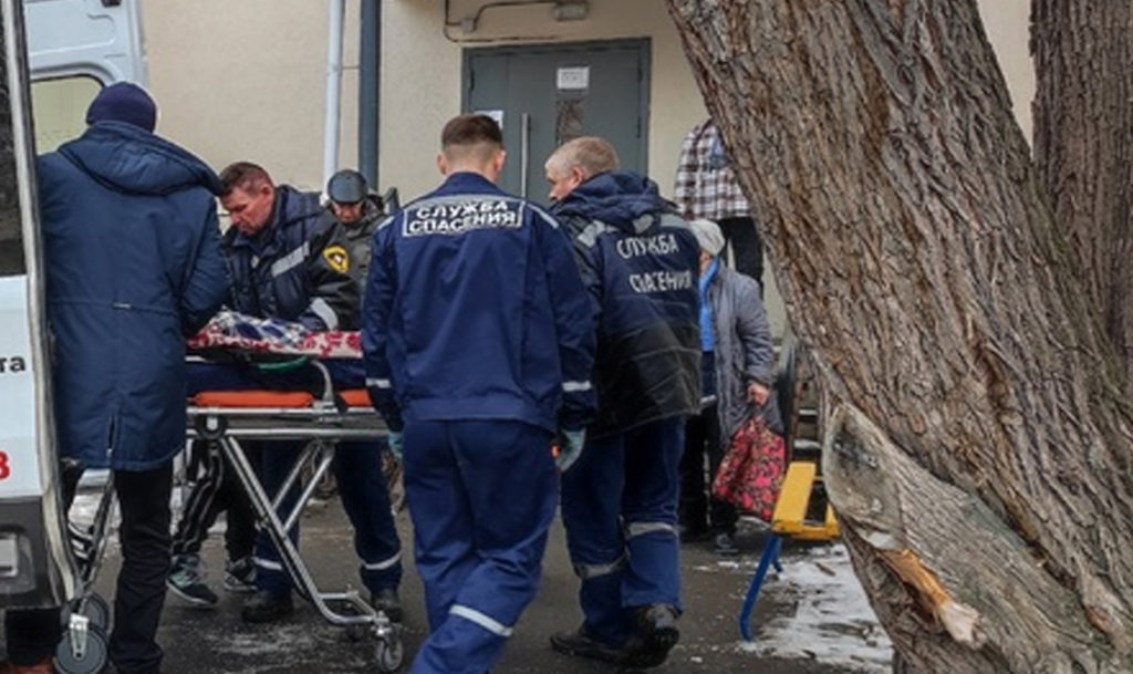 Челябинским сотрудникам скорой потребовалась помощь спасателей