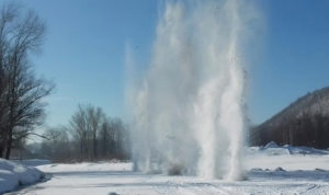 В ближайшее время в Ашинском и Варненском районах начнут взрывать речной лед