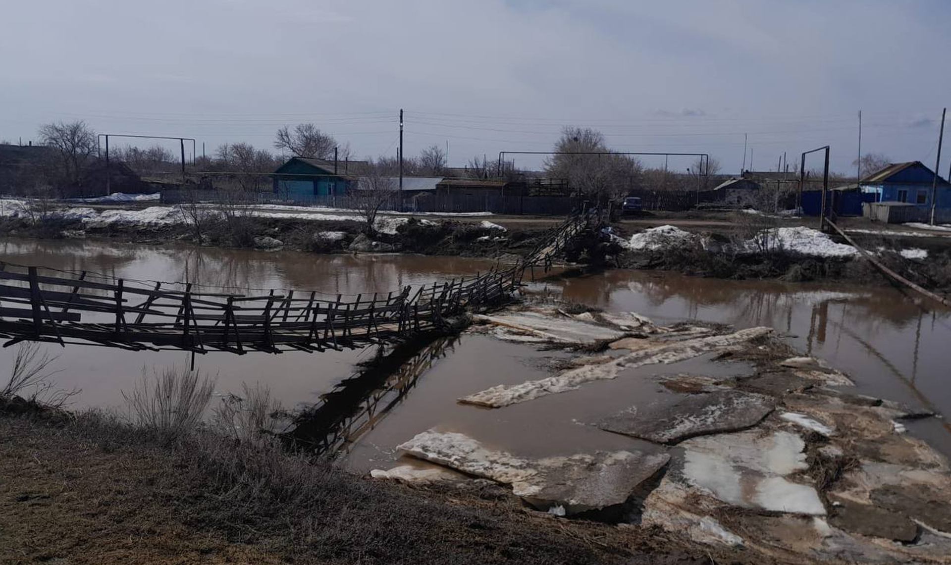 В Челябинской области из-за паводка нарушено сообщение с 5 населенными  пунктами