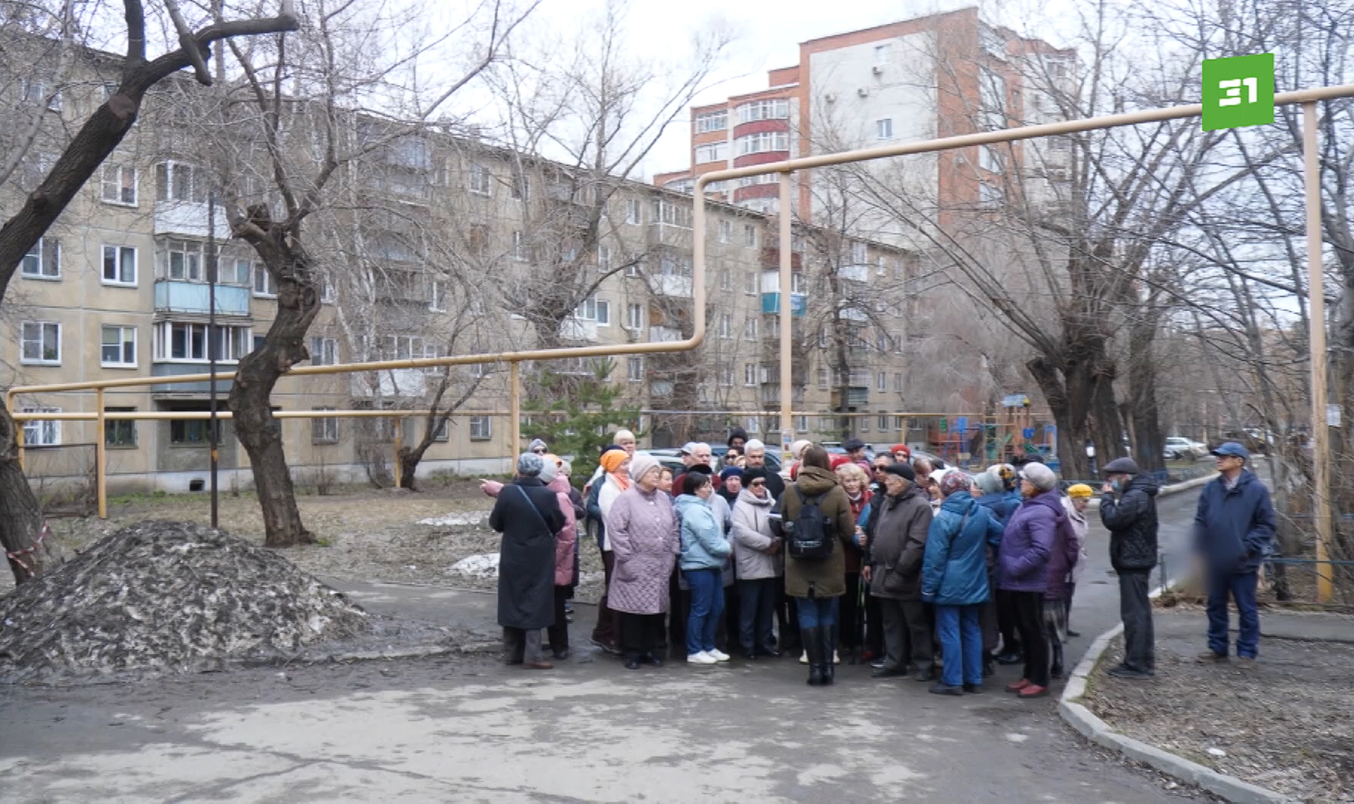 Автобан вместо двора. Челябинцы протестуют против создания сквозного проезда