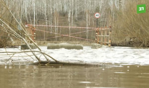 Большая вода под Челябинском. В этом году паводок пришел даже в пригороды мегаполиса