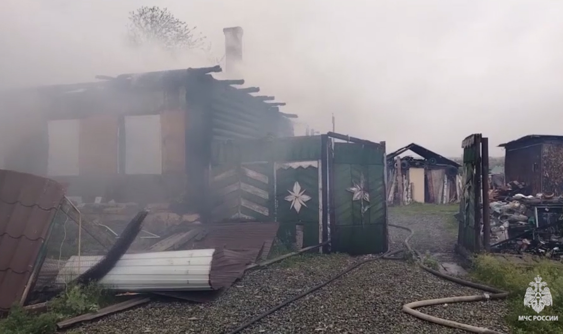 В Сосновском районе загорелся жилой дом