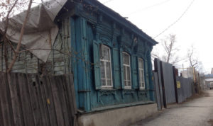 Дом № 73 на улице Красноармейской в ноябре 2013 года