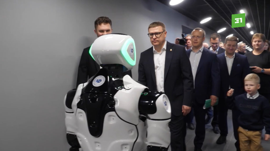 В ЮУрГУ на новых факультетах будут готовить роботехников и машиностроителей