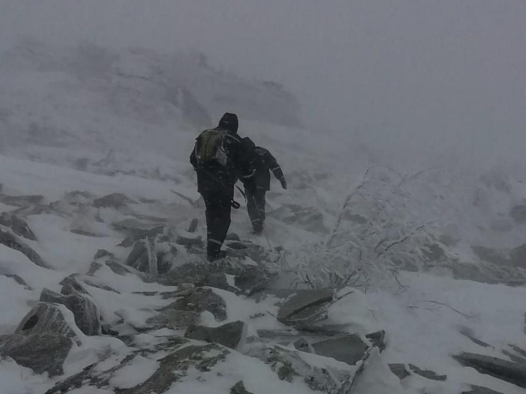 Отморозили руки и ноги! Несколько 20-летних южноуральцев потерялись в районе горы Круглица