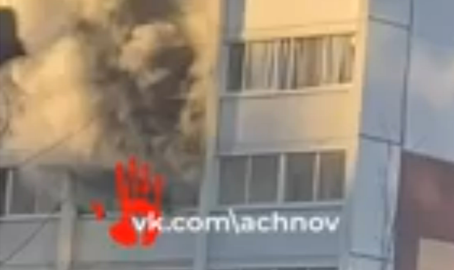 Сирены и много дыма! Жуткий пожар в Чурилово