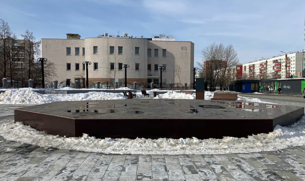 Подрядчика, который облагораживал челябинский сквер, обязали заплатить 15 млн руб