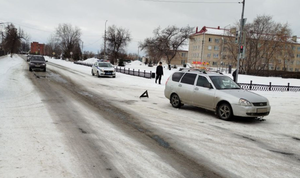 Юная автоледи наехала на подростка в Аргаяше