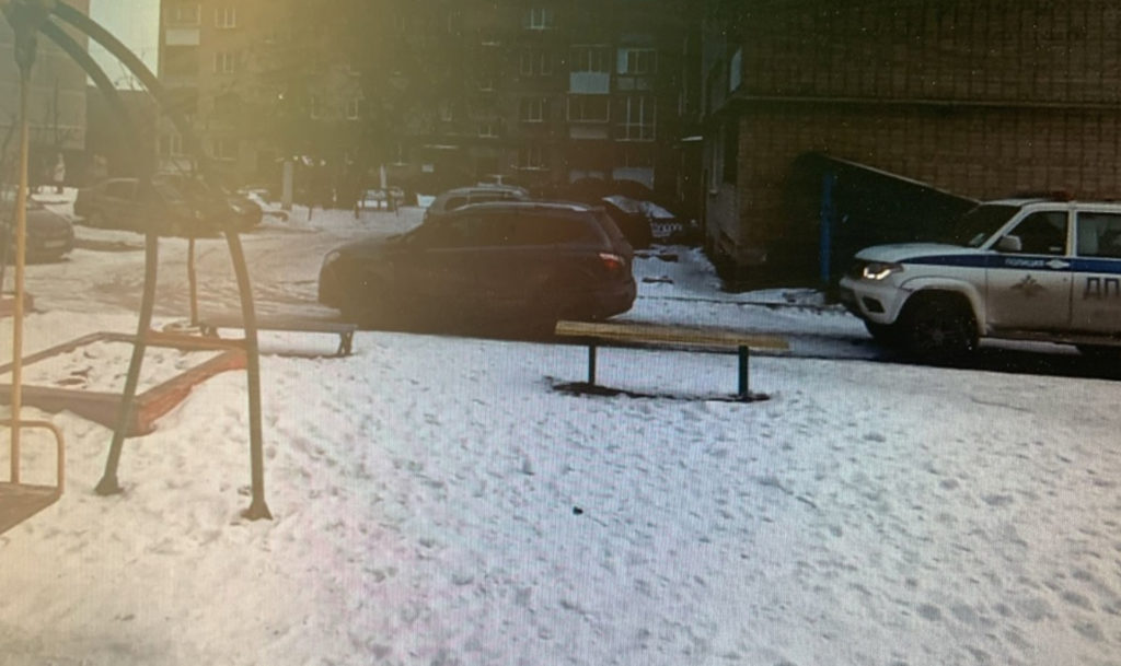 В Миассе машина сбила 12-летнюю девочку