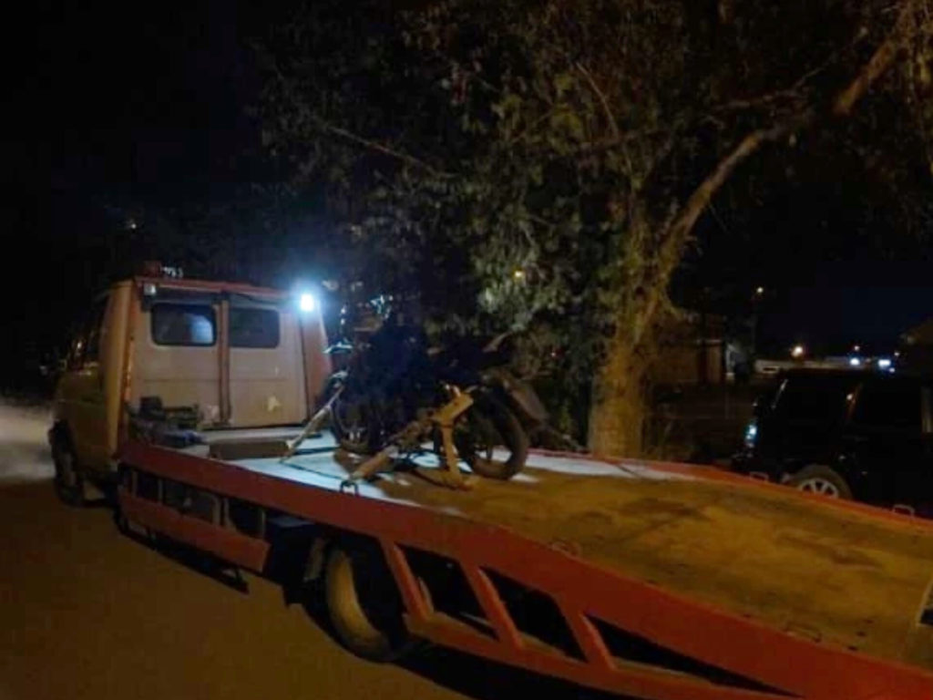 В Магнитогорске поймали 16-летнего юношу, который катался на мотоцикле без прав