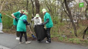 Субботник на территории Мелькомбината