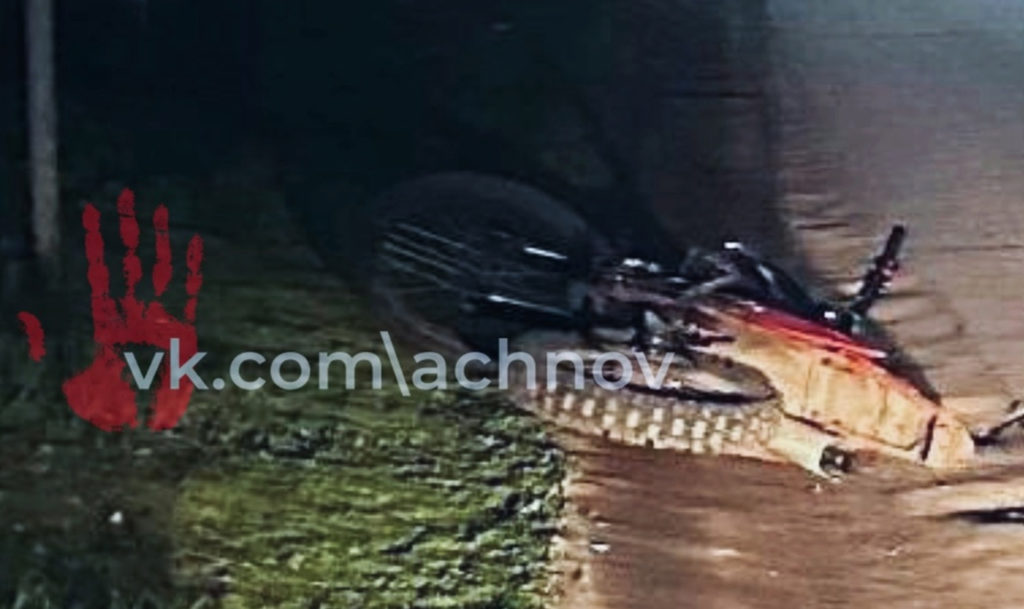 Подросток попал в больницу после падения с мотоцикла