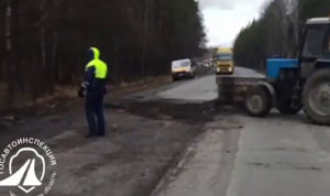 На трассе М-5 под Златоустом встало движение из-за дорожного ремонта