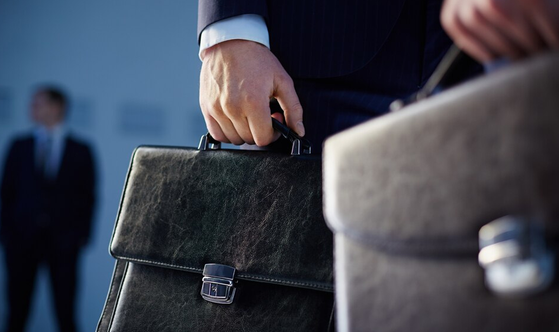 Глава поселения лишился должности из-за того, что когда женился на депутате