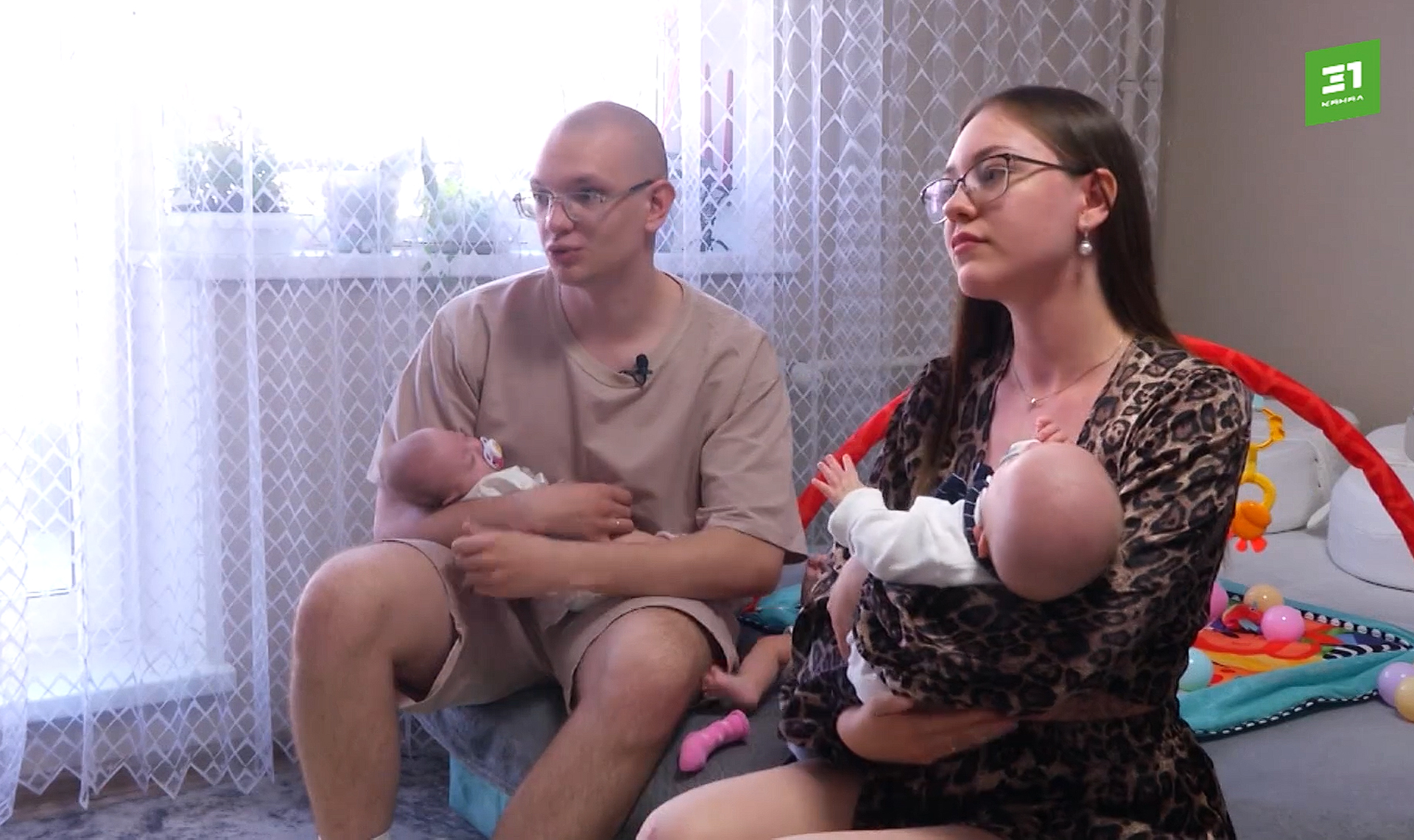 Многодетные родители из Челябинска ждут квартиру от государства