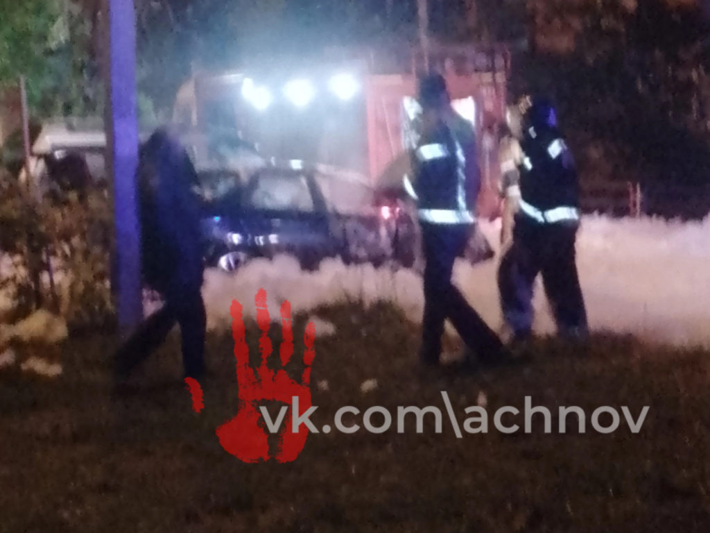 Сразу несколько машин оказались объяты пламемен в Челябинске 