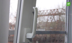 Челябинцы задыхаются от едкого запаха в квартире