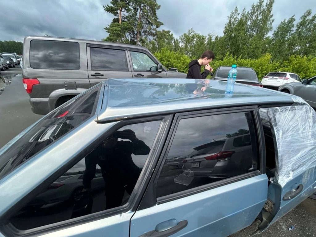 Разбитую машину нашли на стоянке в Озерске 