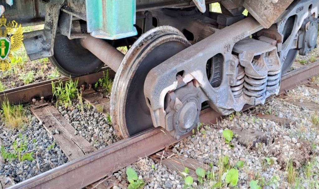 Вагоны сошли с рельсов в Челябинской области