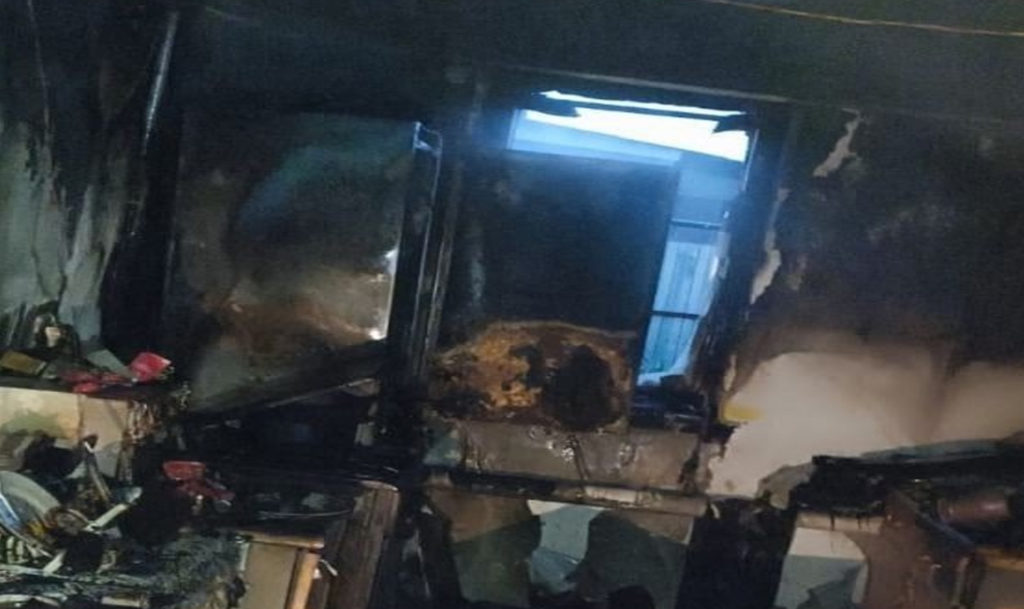 Из-за грозы загорелся дом в поселке Увельский