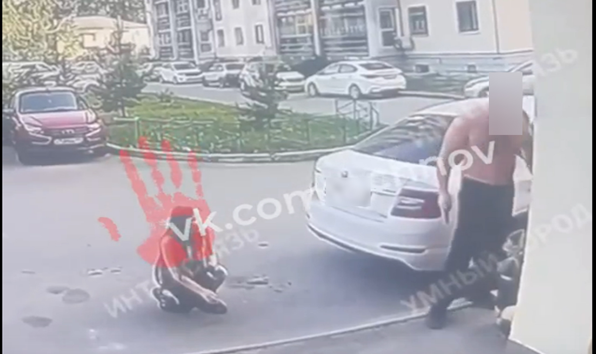 “Ни за что пнул девушку и в друга стрелял просто так, у него ранение в ногу и голову”