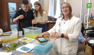 Публичная библиотека показала детям раритетные издания